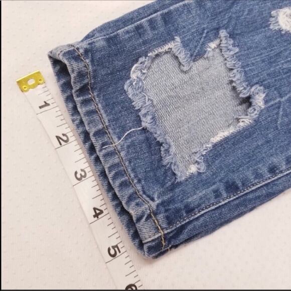 Missguided High Rise Destroyed Ripped Jeans - Picture 8 of 8